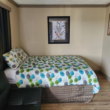 Alahart Motel Dawson Creek Zewnętrze zdjęcie