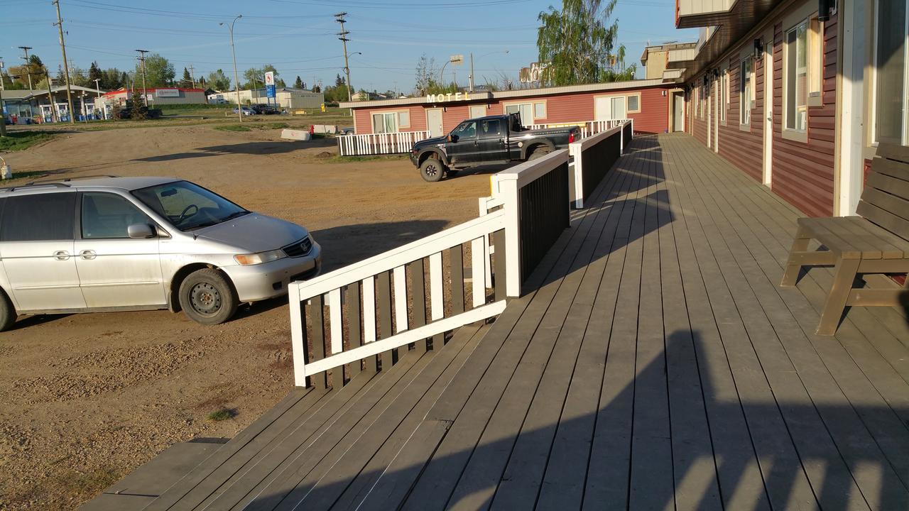 Alahart Motel Dawson Creek Zewnętrze zdjęcie